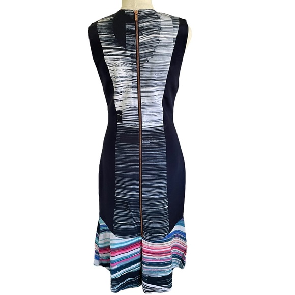 GINGER & SMART Sz8 Stunning multi fabric structured dress with keyhole cut out🏅 - Picture 7 of 12